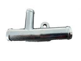 metāla ūdens caurule savienojums